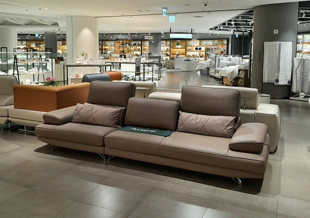 [전시]아멜리 천연 통가죽 4인용 리프트 스윙 소파